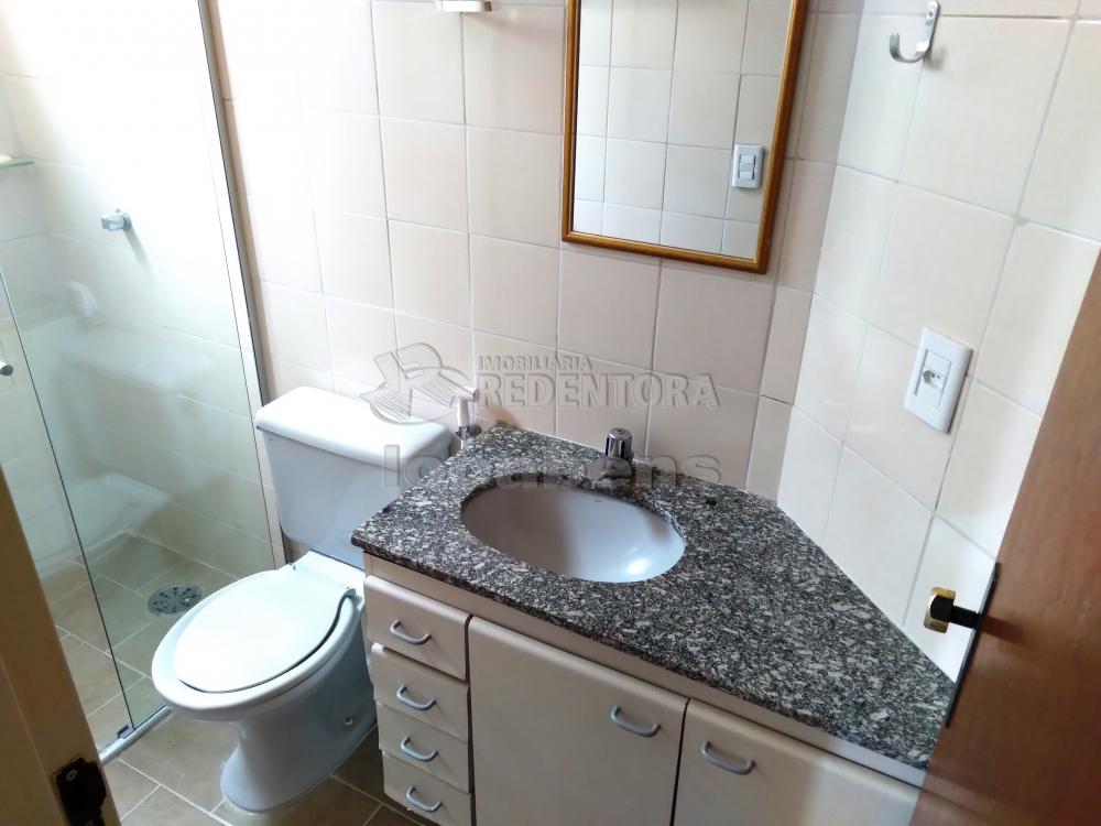 Comprar Apartamento / Padrão em São José do Rio Preto R$ 250.000,00 - Foto 11