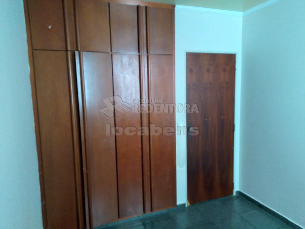 Comprar Apartamento / Padrão em São José do Rio Preto R$ 250.000,00 - Foto 16