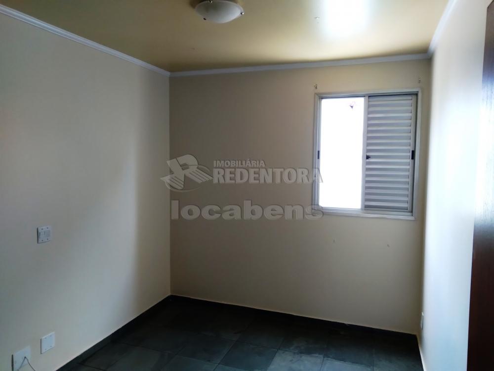 Comprar Apartamento / Padrão em São José do Rio Preto R$ 250.000,00 - Foto 17