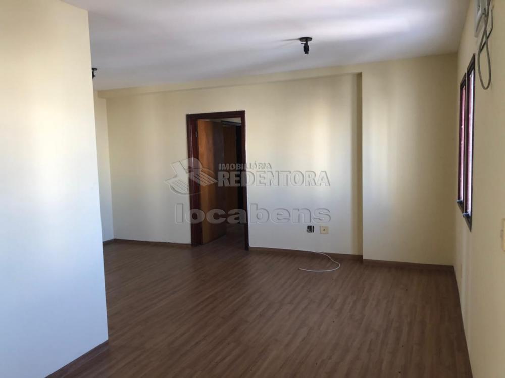 Comprar Apartamento / Padrão em São José do Rio Preto apenas R$ 440.000,00 - Foto 3