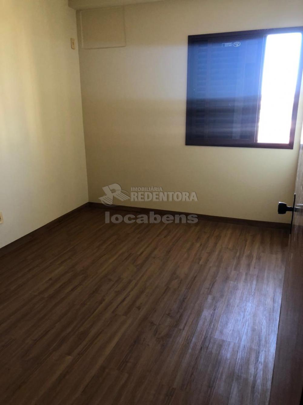 Comprar Apartamento / Padrão em São José do Rio Preto R$ 440.000,00 - Foto 16