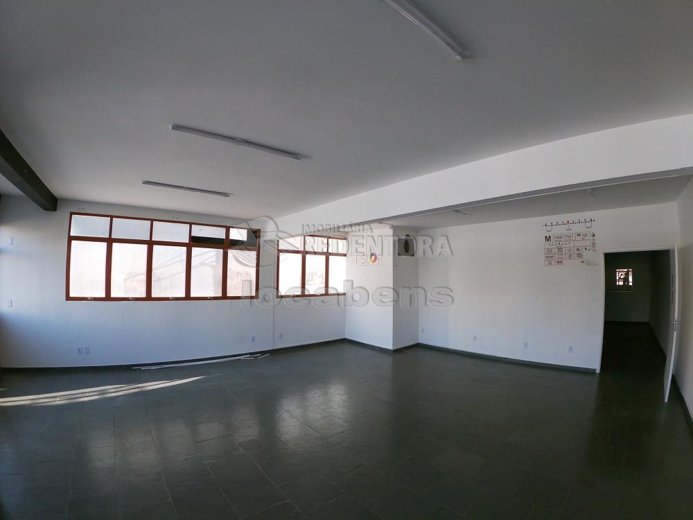 Alugar Comercial / Salão em São José do Rio Preto R$ 2.000,00 - Foto 5