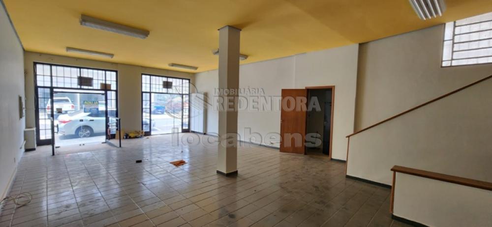 Alugar Comercial / Salão em São José do Rio Preto R$ 4.000,00 - Foto 5