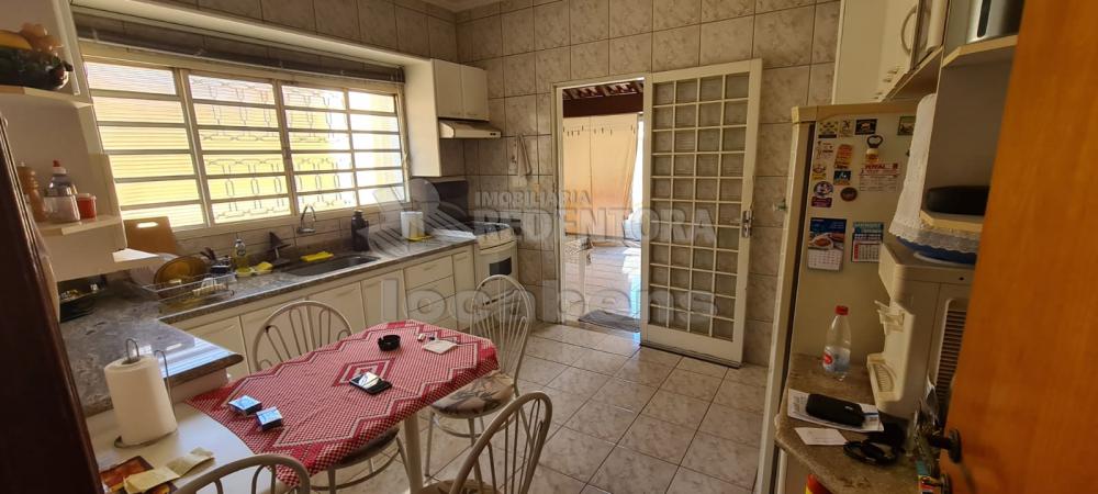 Comprar Casa / Padrão em São José do Rio Preto R$ 690.000,00 - Foto 3
