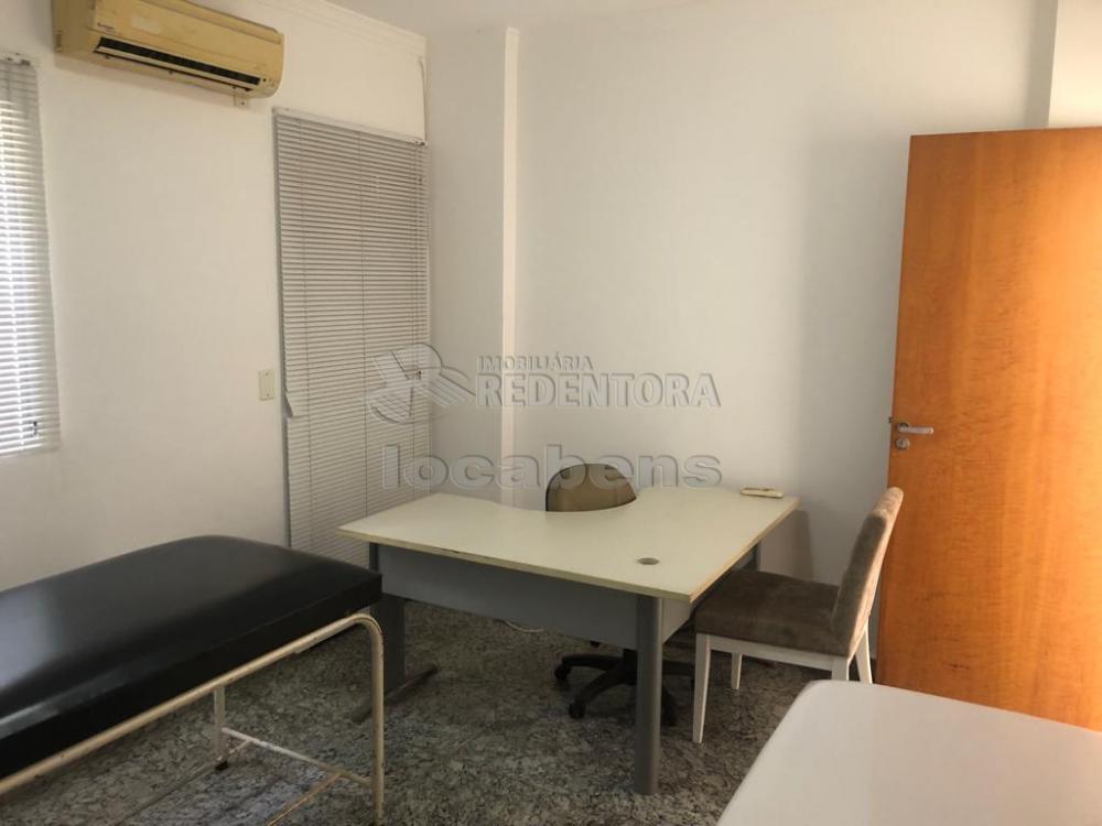 Alugar Comercial / Sala em São José do Rio Preto R$ 1.000,00 - Foto 2