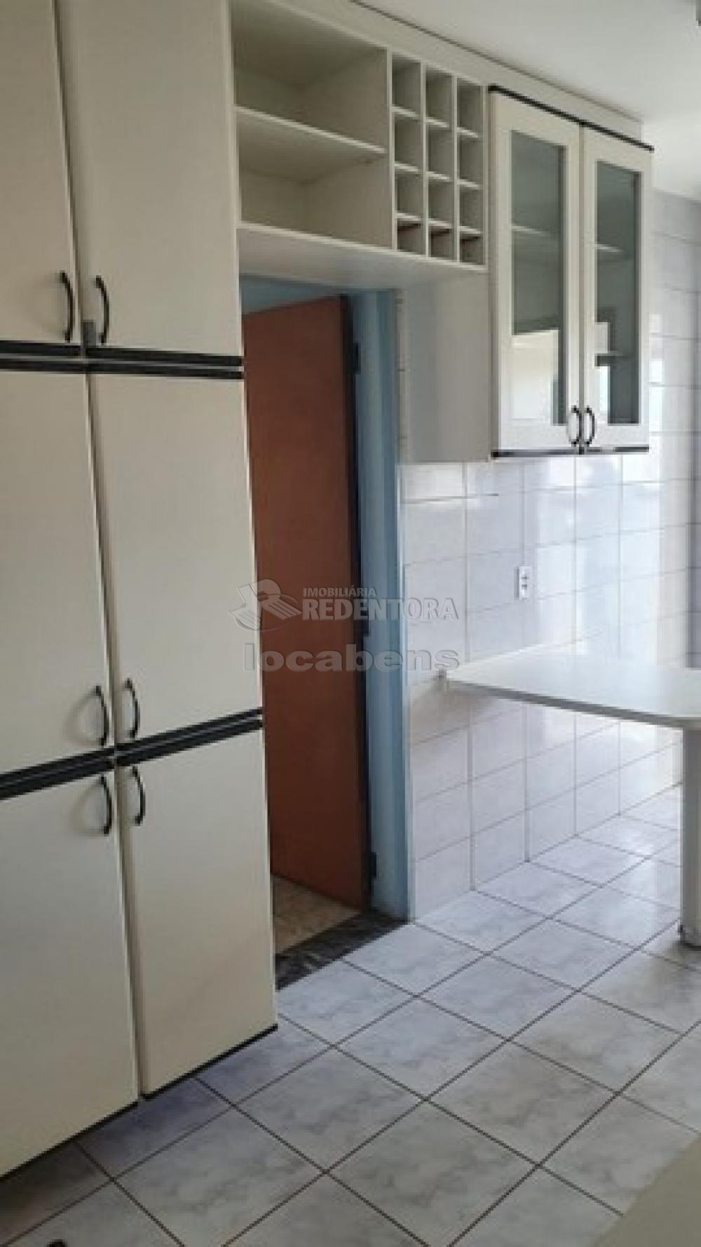 Comprar Apartamento / Padrão em São José do Rio Preto R$ 420.000,00 - Foto 15