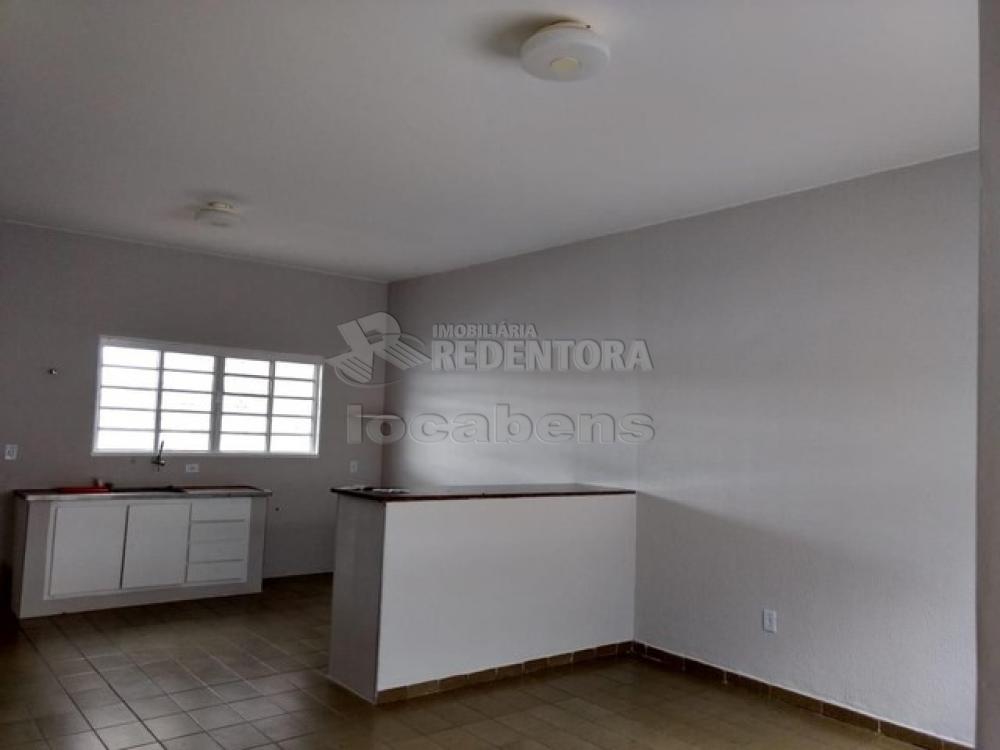 Alugar Casa / Padrão em São José do Rio Preto apenas R$ 1.100,00 - Foto 5