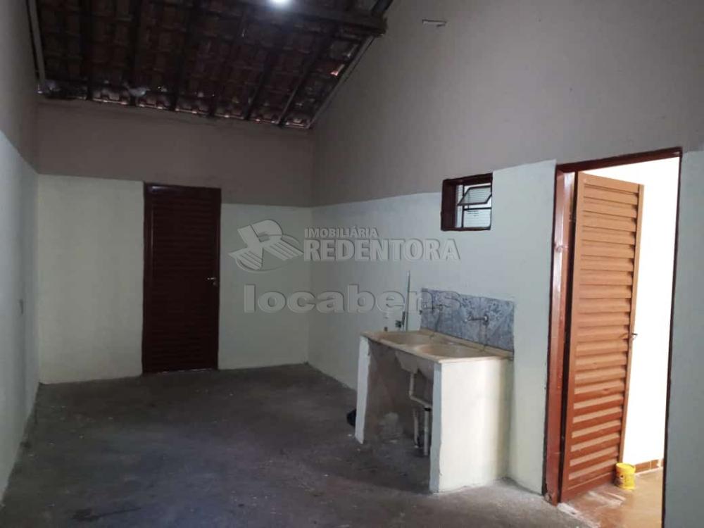 Alugar Casa / Padrão em São José do Rio Preto R$ 750,00 - Foto 9