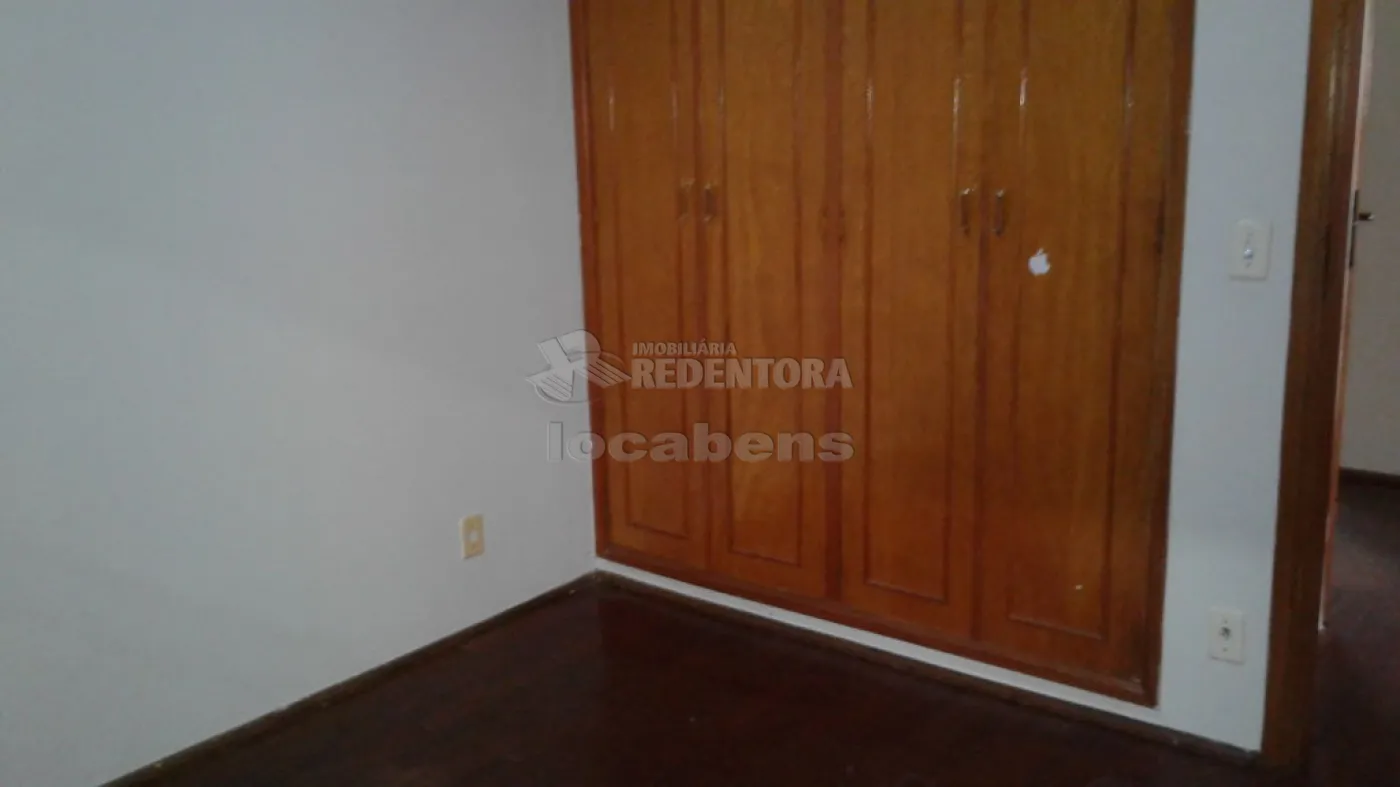 Alugar Casa / Padrão em São José do Rio Preto R$ 2.200,00 - Foto 21