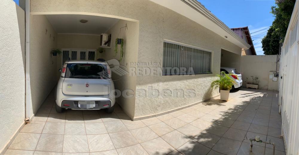 Comprar Casa / Padrão em São José do Rio Preto R$ 450.000,00 - Foto 1