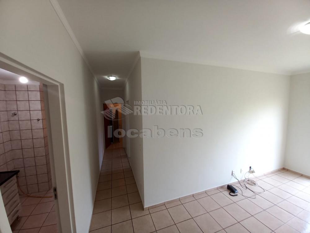Alugar Apartamento / Padrão em São José do Rio Preto R$ 646,00 - Foto 6