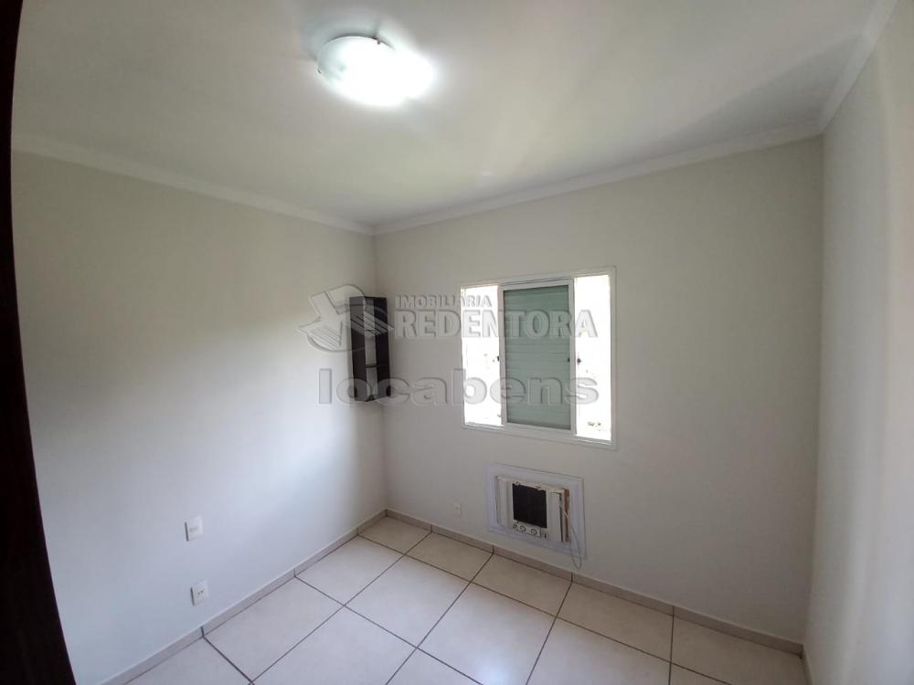 Alugar Apartamento / Padrão em São José do Rio Preto R$ 646,00 - Foto 13