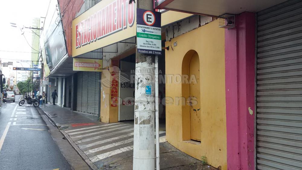 Alugar Comercial / Salão em São José do Rio Preto R$ 13.000,00 - Foto 4