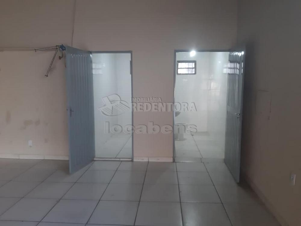 Alugar Comercial / Salão em São José do Rio Preto R$ 1.700,00 - Foto 2