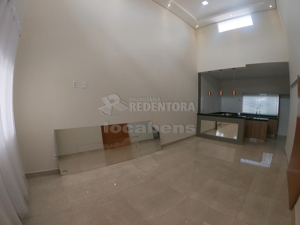 Comprar Casa / Padrão em São José do Rio Preto R$ 585.000,00 - Foto 3