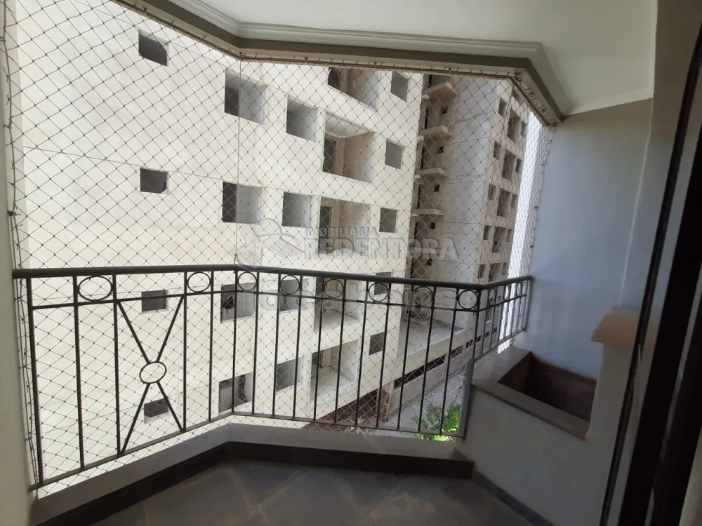 Alugar Apartamento / Padrão em São José do Rio Preto R$ 1.350,00 - Foto 3