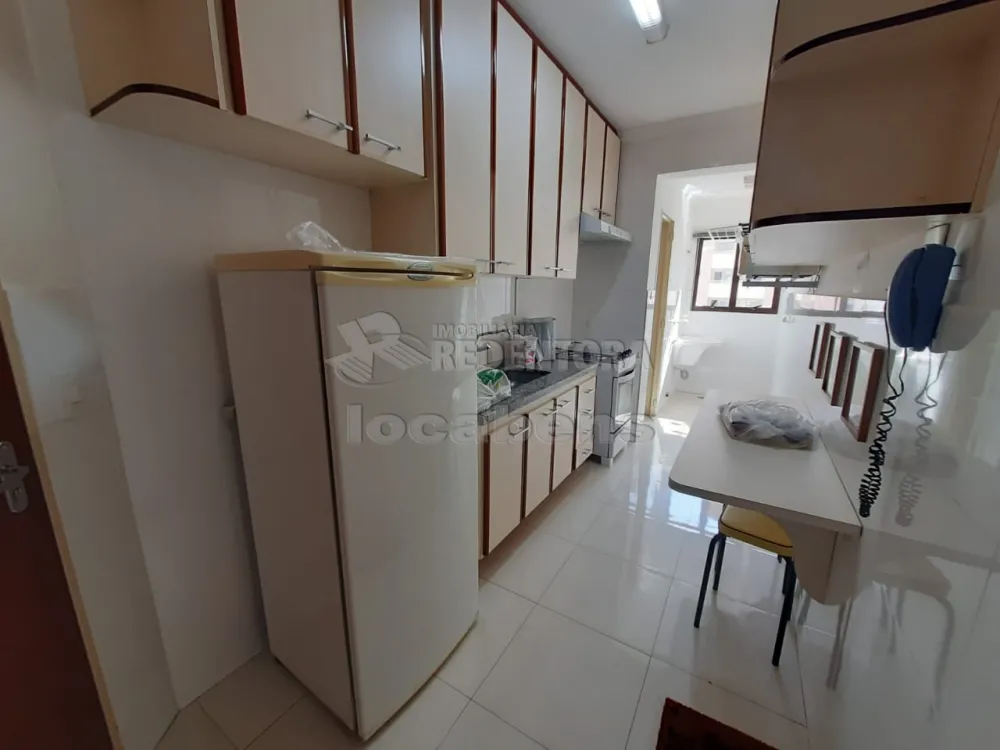 Alugar Apartamento / Padrão em São José do Rio Preto R$ 1.350,00 - Foto 13