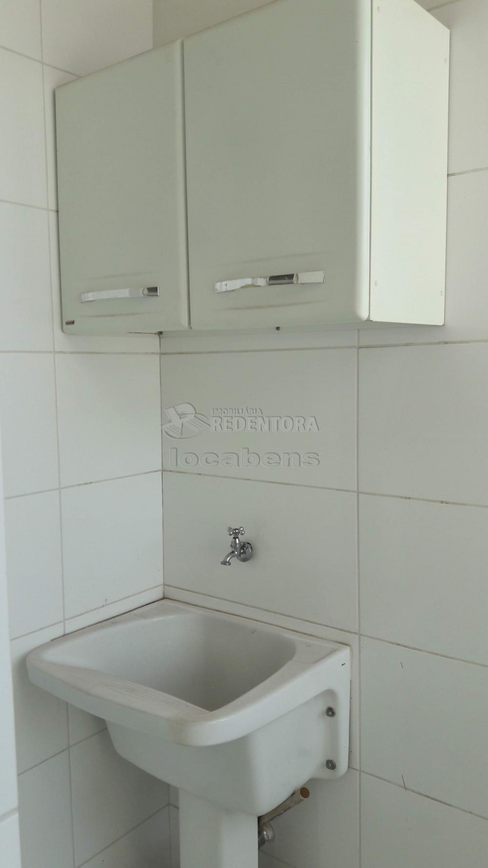 Alugar Apartamento / Padrão em São José do Rio Preto apenas R$ 1.000,00 - Foto 4