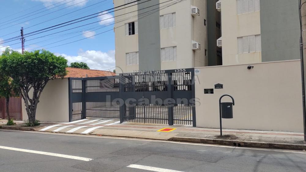 Alugar Apartamento / Padrão em São José do Rio Preto R$ 1.000,00 - Foto 1