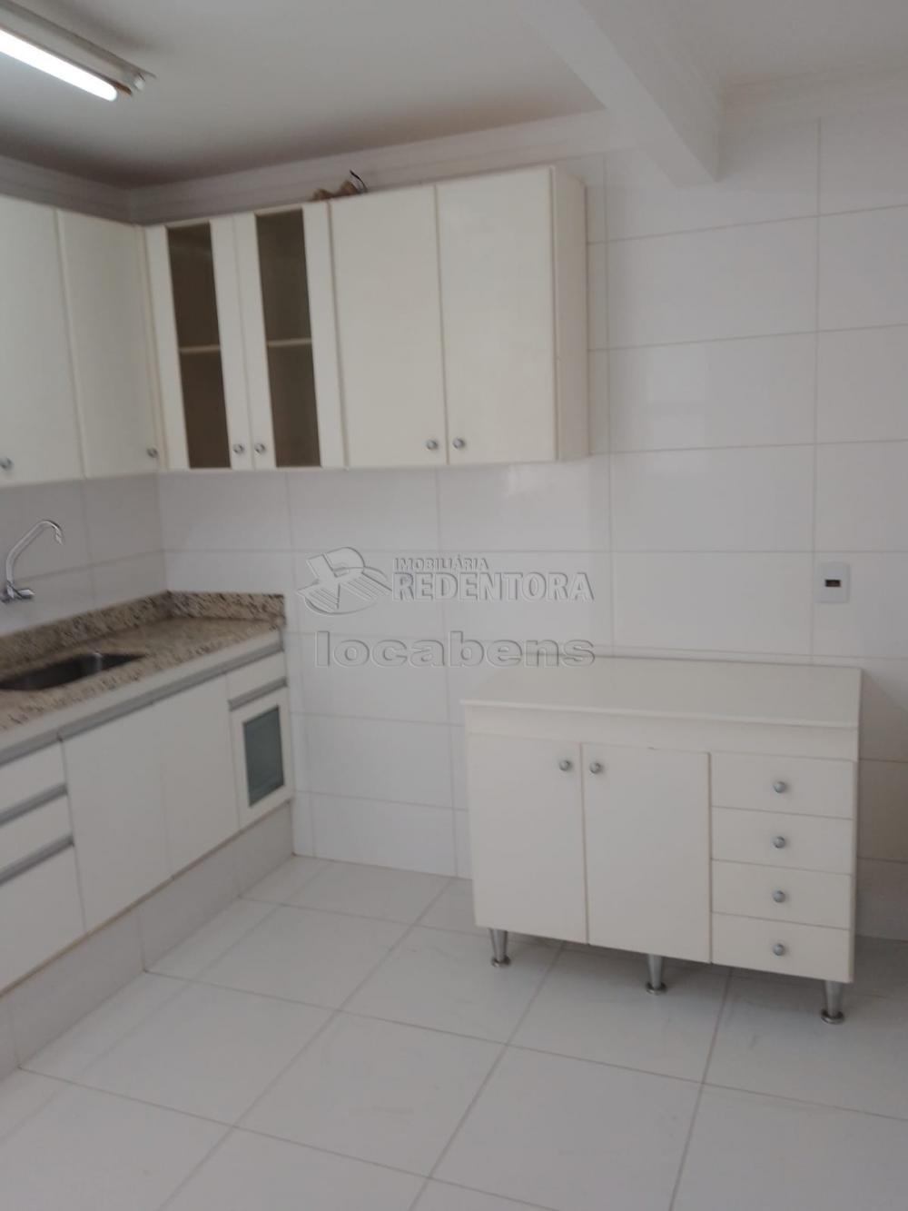 Alugar Apartamento / Padrão em São José do Rio Preto R$ 1.000,00 - Foto 20