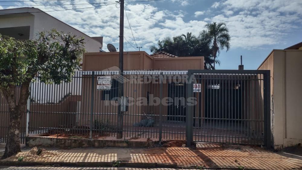 Alugar Casa / Padrão em São José do Rio Preto apenas R$ 800,00 - Foto 1