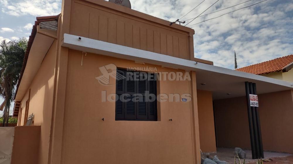 Alugar Casa / Padrão em São José do Rio Preto R$ 800,00 - Foto 11