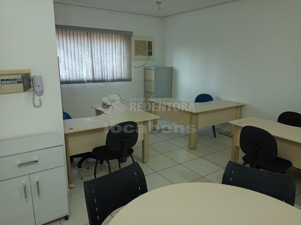 Alugar Comercial / Sala em São José do Rio Preto R$ 1.250,00 - Foto 9