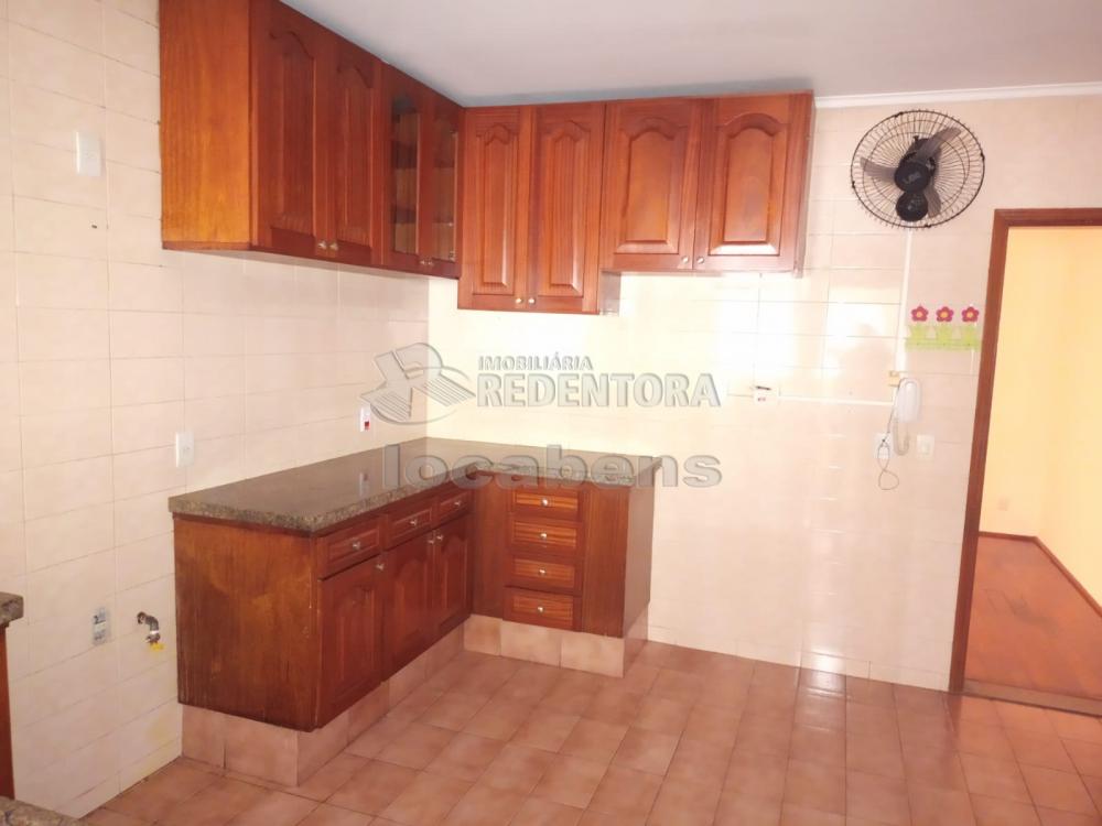 Alugar Apartamento / Padrão em São José do Rio Preto R$ 1.300,00 - Foto 15