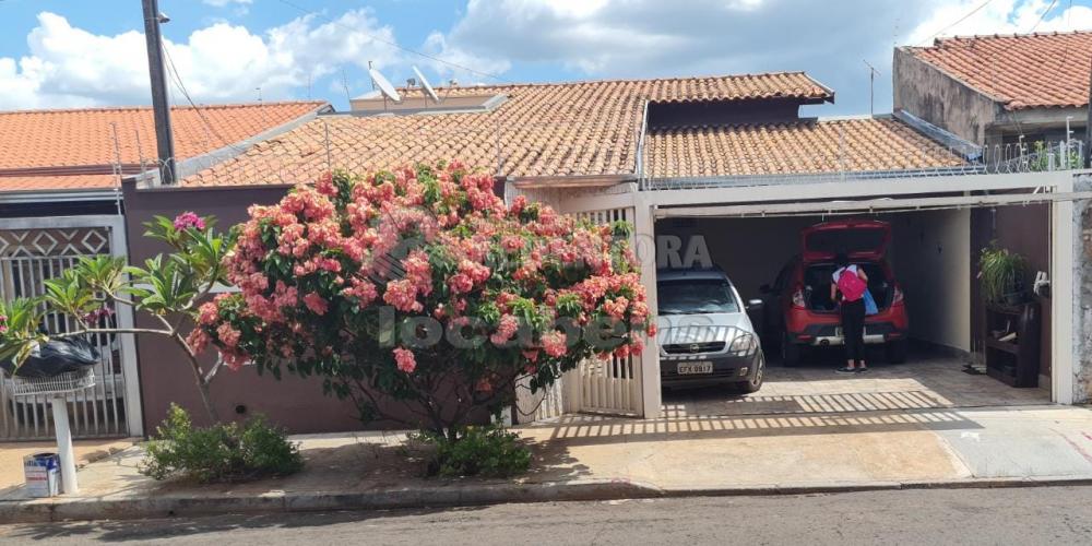 Comprar Casa / Padrão em São José do Rio Preto R$ 420.000,00 - Foto 1