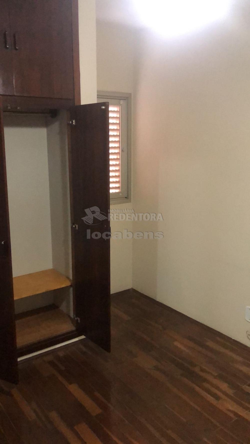 Comprar Apartamento / Padrão em São José do Rio Preto R$ 380.000,00 - Foto 11