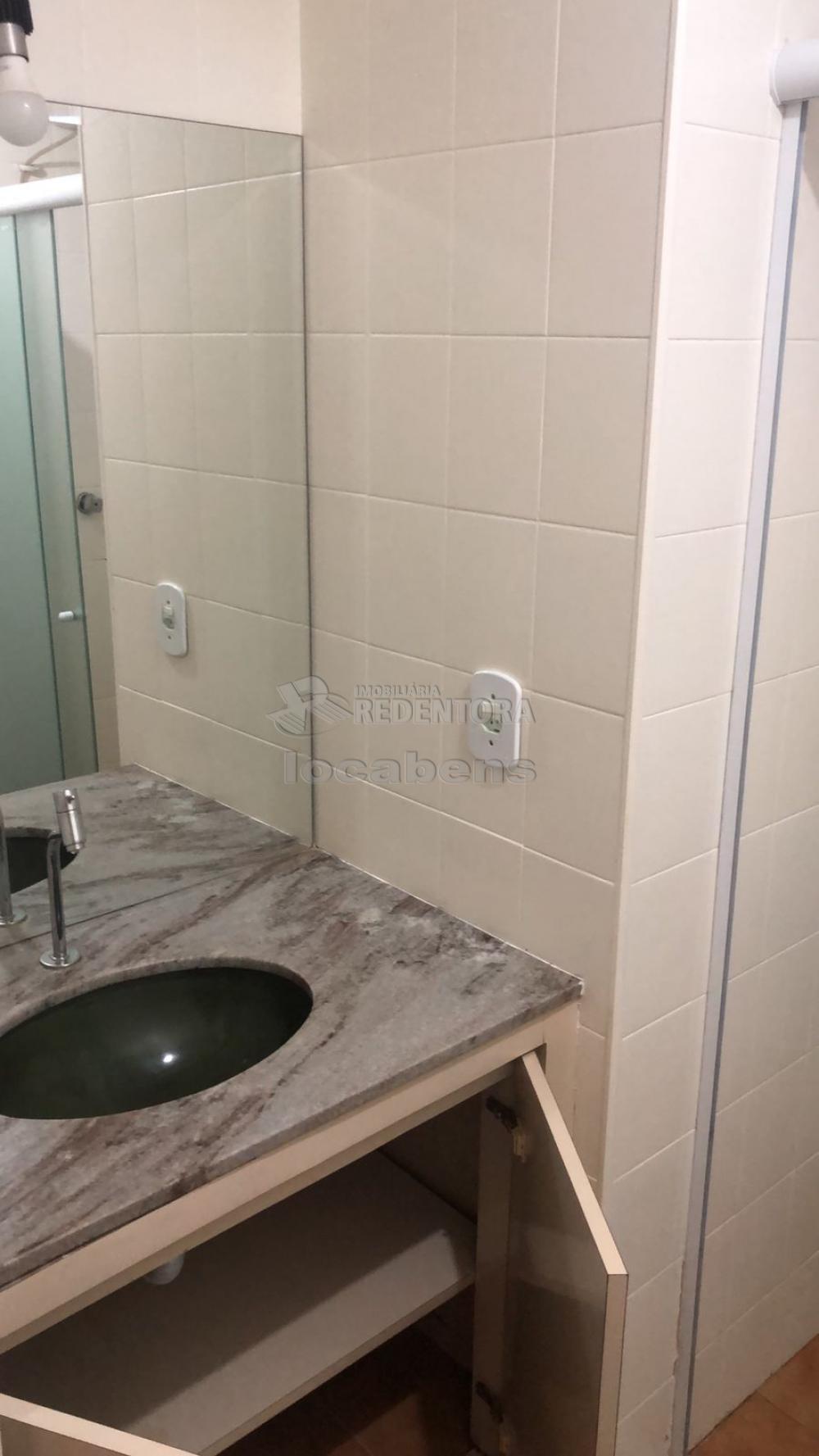 Comprar Apartamento / Padrão em São José do Rio Preto R$ 380.000,00 - Foto 18