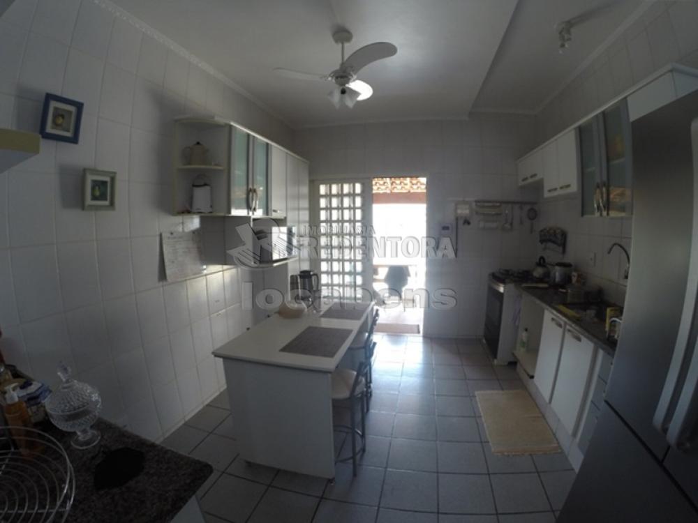 Comprar Casa / Padrão em São José do Rio Preto R$ 1.050.000,00 - Foto 8