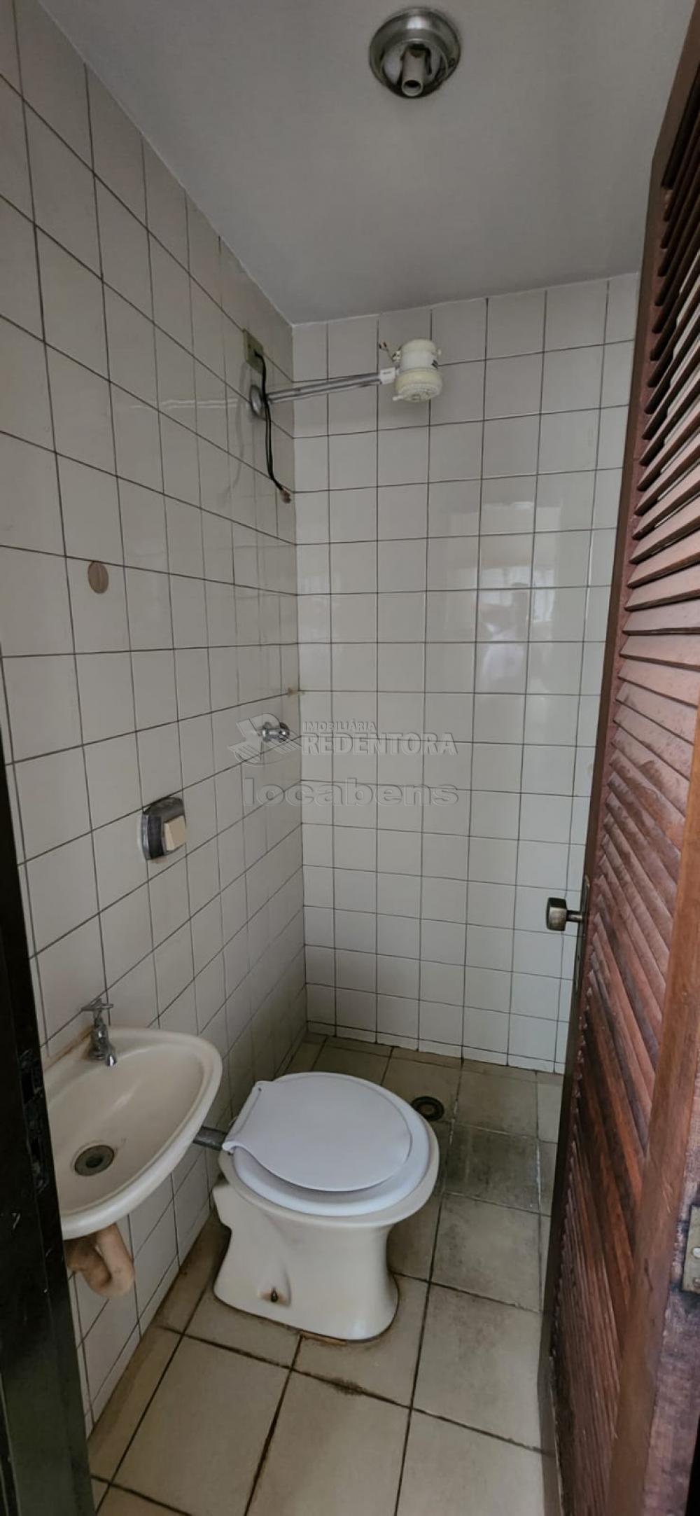 Alugar Apartamento / Padrão em São José do Rio Preto R$ 1.300,00 - Foto 9