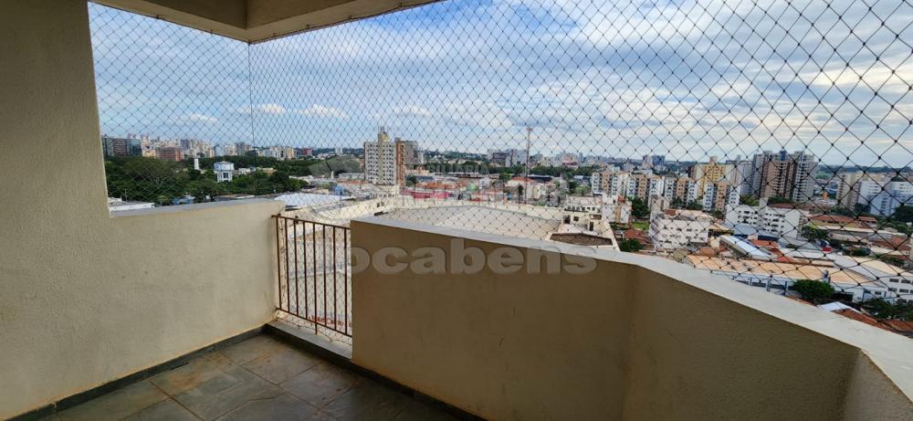 Alugar Apartamento / Padrão em São José do Rio Preto R$ 1.300,00 - Foto 3