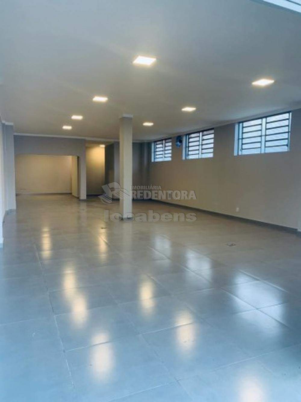 Alugar Comercial / Salão em São José do Rio Preto apenas R$ 2.500,00 - Foto 1