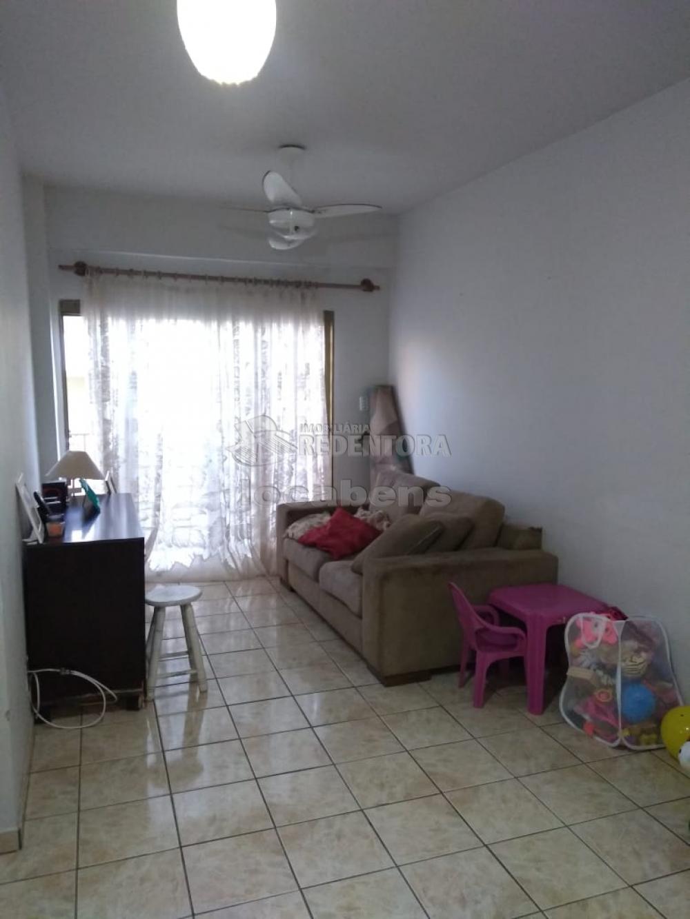 Comprar Apartamento / Padrão em São José do Rio Preto R$ 270.000,00 - Foto 3