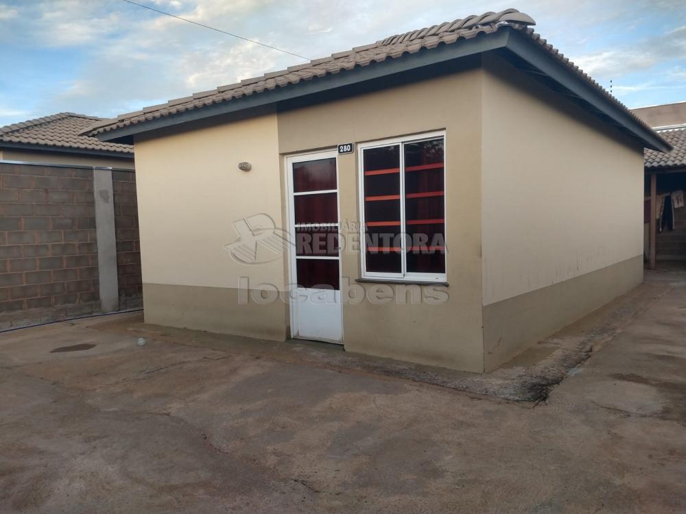 Alugar Casa / Padrão em São José do Rio Preto apenas R$ 650,00 - Foto 1