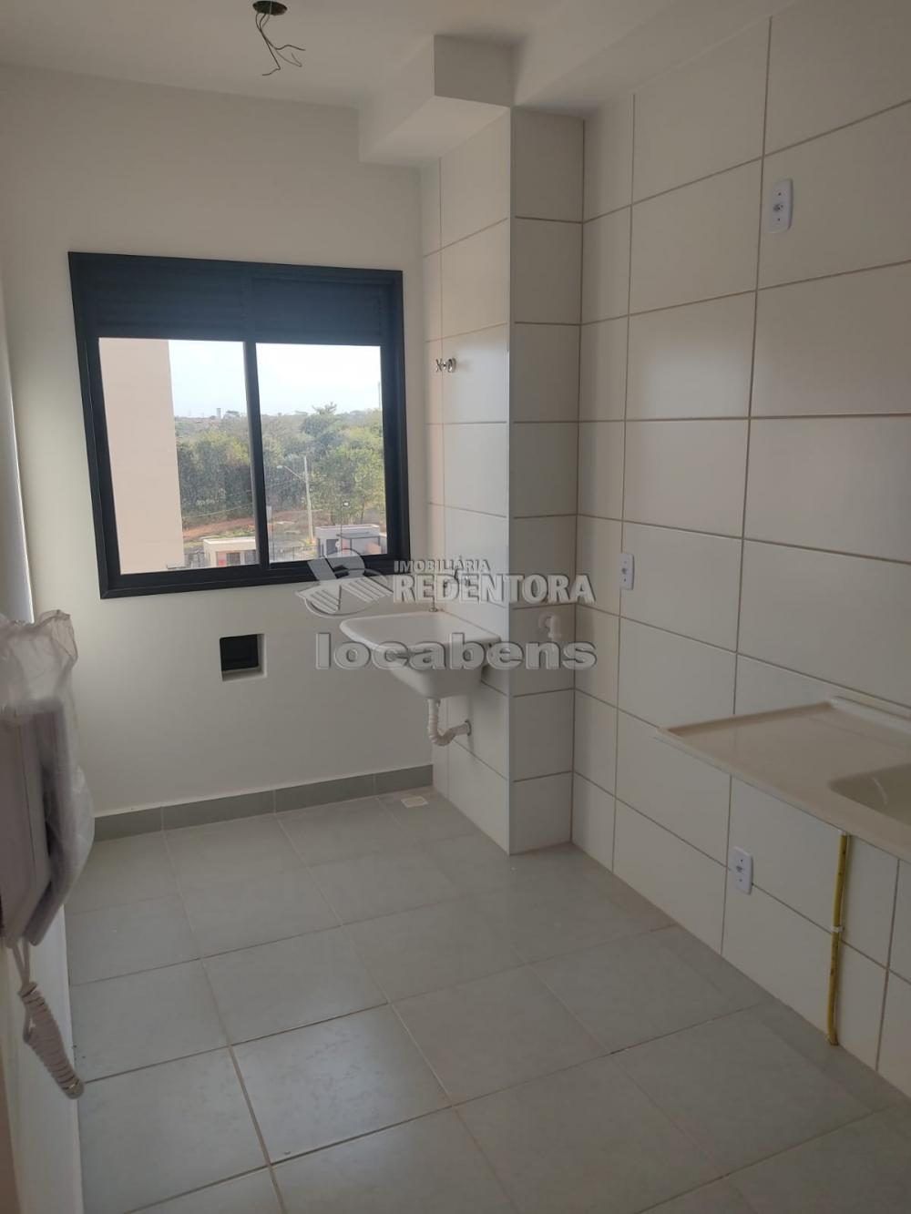 Comprar Apartamento / Padrão em São José do Rio Preto apenas R$ 250.000,00 - Foto 4