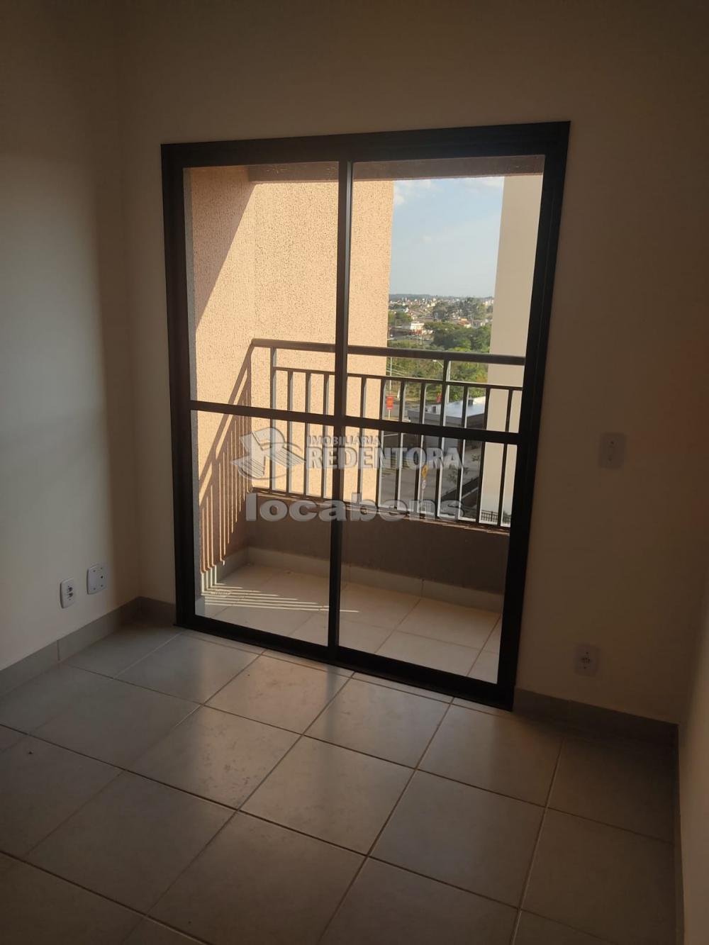 Comprar Apartamento / Padrão em São José do Rio Preto apenas R$ 250.000,00 - Foto 5