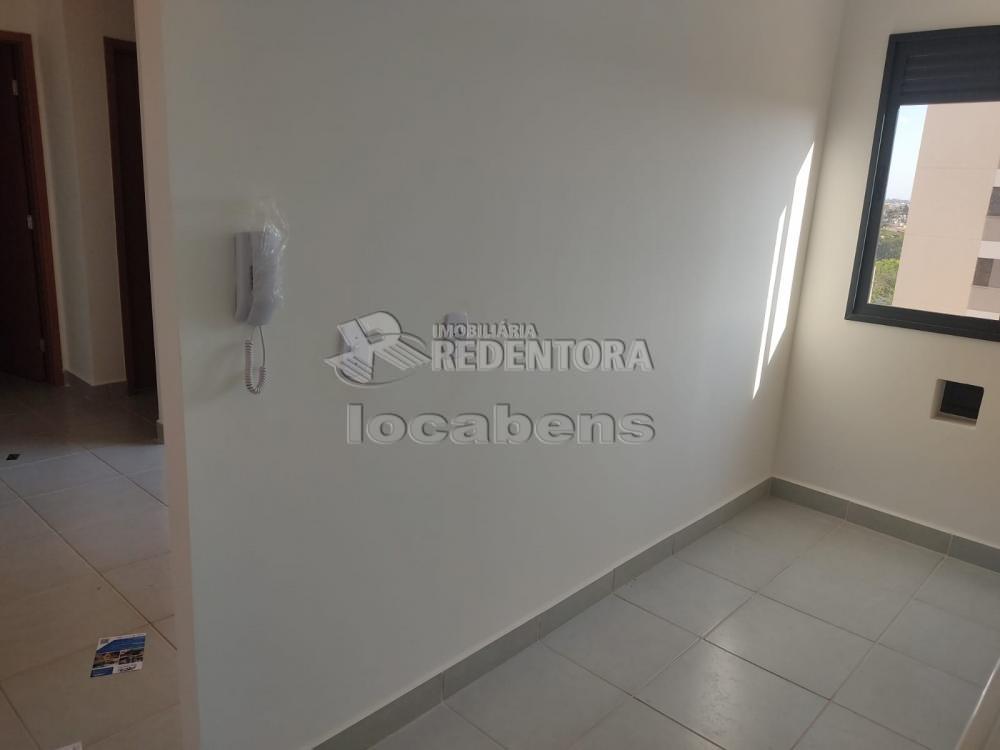 Comprar Apartamento / Padrão em São José do Rio Preto R$ 250.000,00 - Foto 14