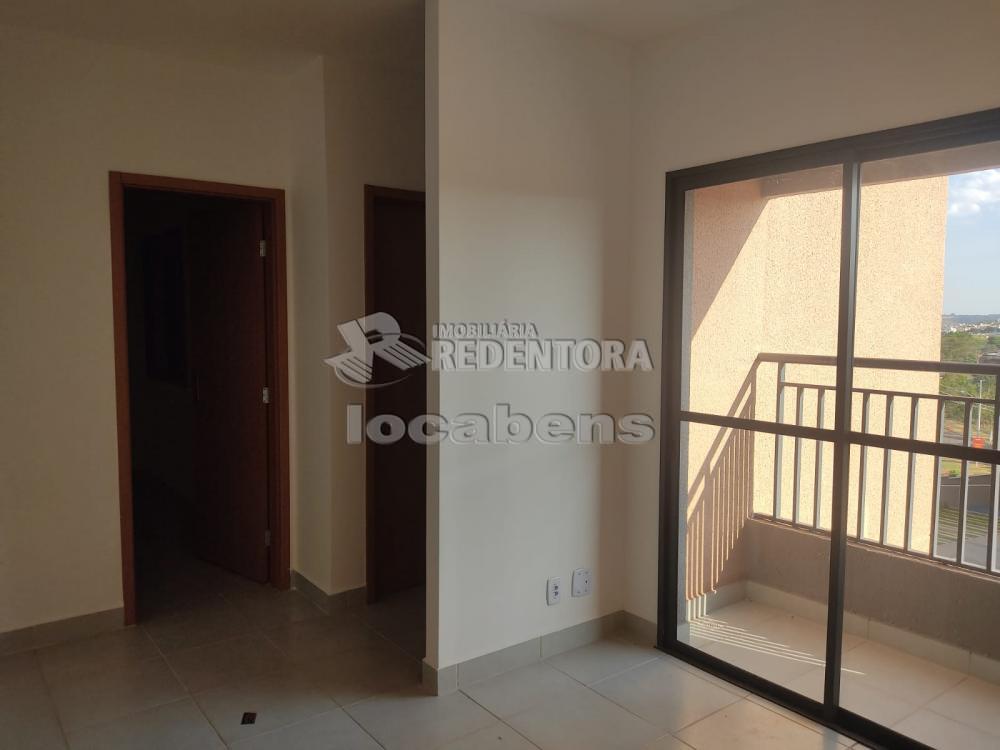 Comprar Apartamento / Padrão em São José do Rio Preto R$ 250.000,00 - Foto 2