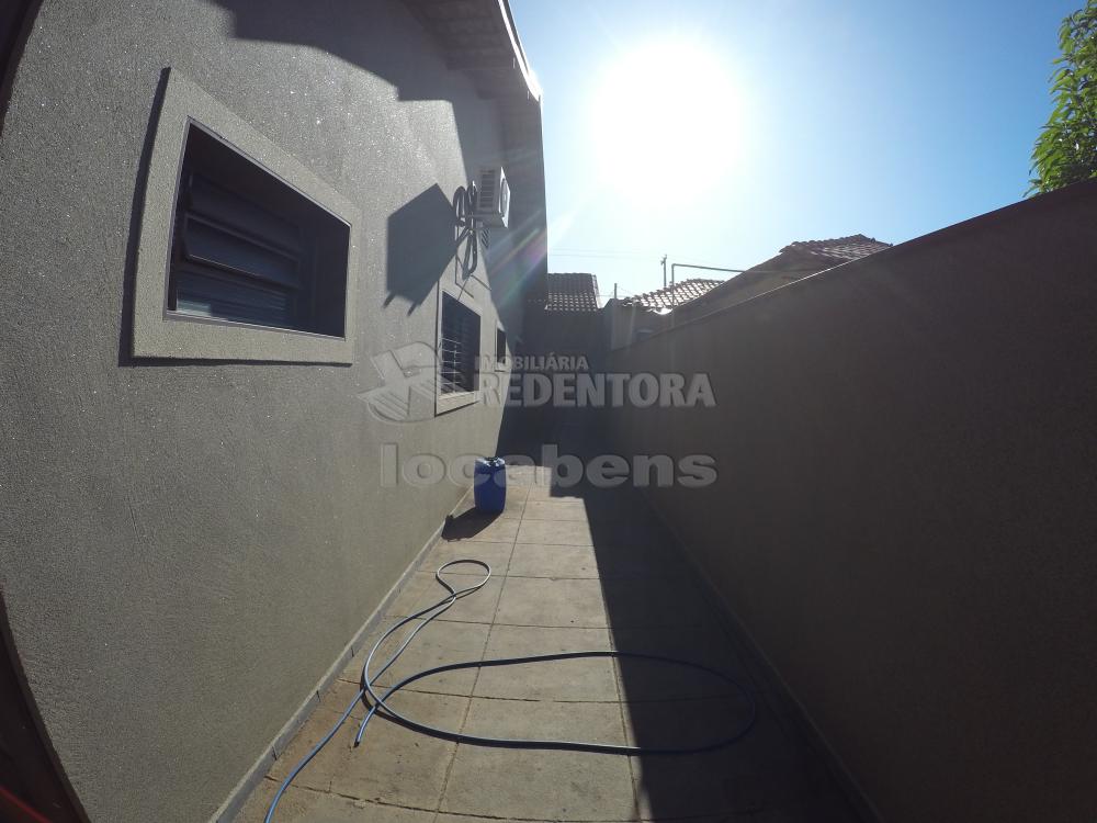 Comprar Casa / Padrão em São José do Rio Preto R$ 490.000,00 - Foto 23