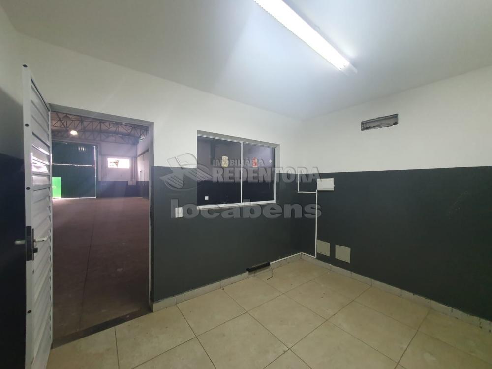 Alugar Comercial / Salão em São José do Rio Preto R$ 7.000,00 - Foto 16