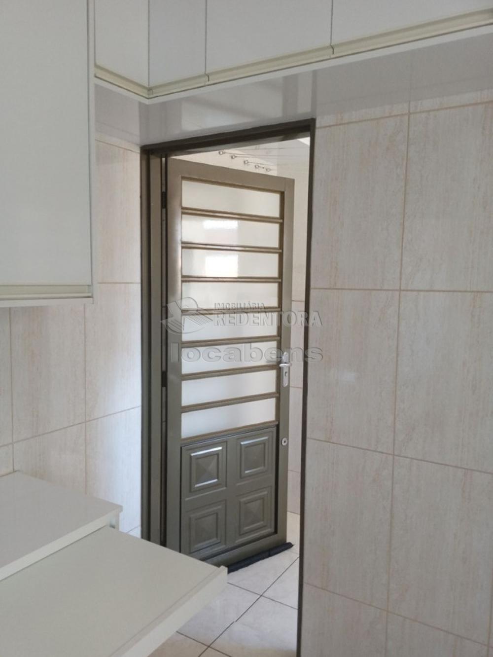 Comprar Apartamento / Padrão em São José do Rio Preto apenas R$ 160.000,00 - Foto 4