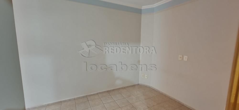 Alugar Apartamento / Padrão em São José do Rio Preto R$ 800,00 - Foto 7