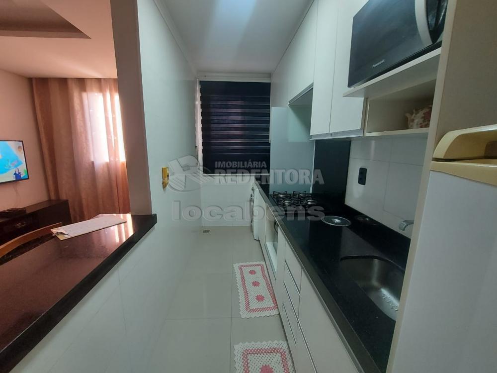 Alugar Apartamento / Padrão em São José do Rio Preto R$ 800,00 - Foto 5