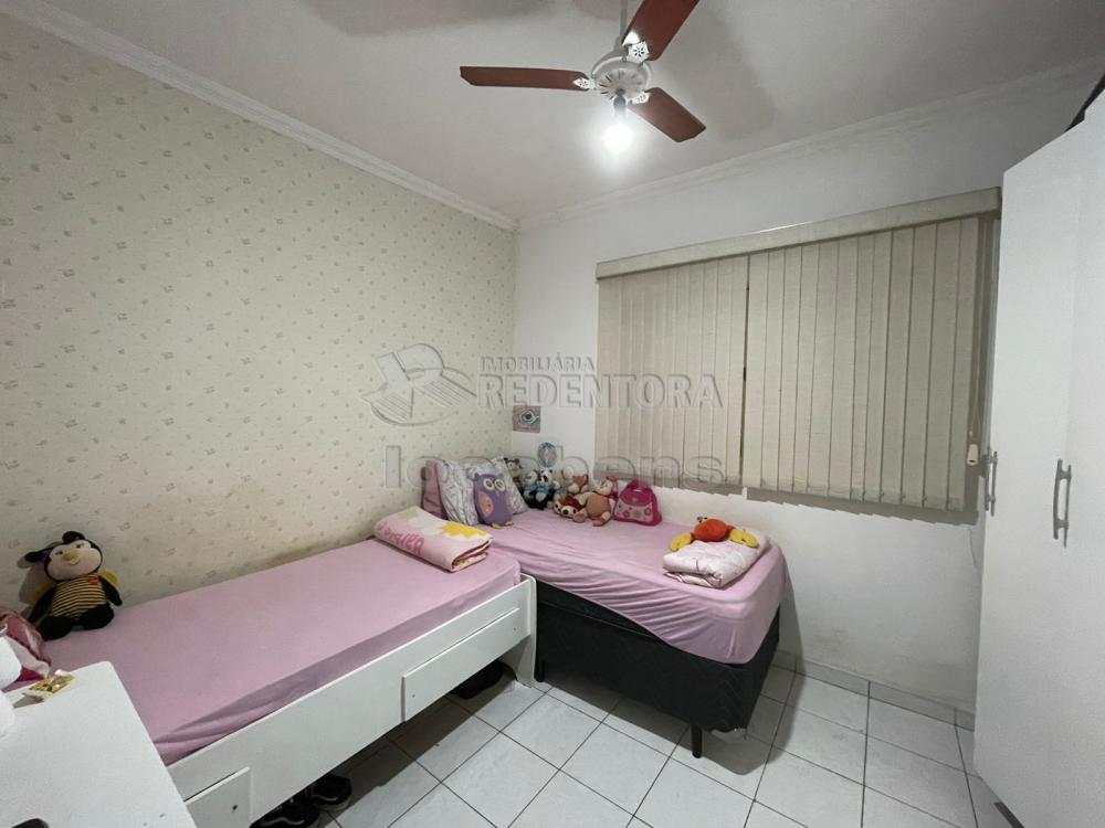 Alugar Casa / Padrão em São José do Rio Preto R$ 1.300,00 - Foto 12