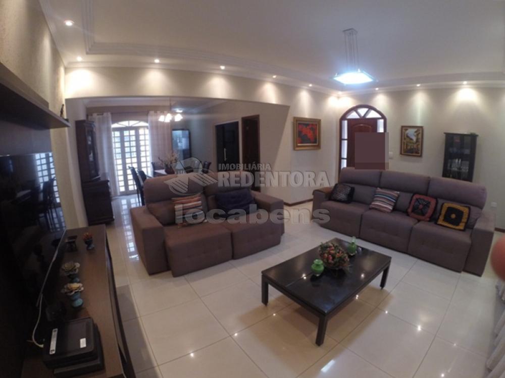 Comprar Casa / Padrão em São José do Rio Preto R$ 750.000,00 - Foto 4