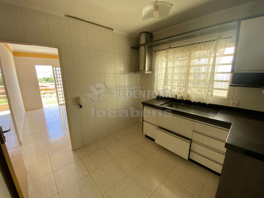 Alugar Apartamento / Padrão em São José do Rio Preto R$ 1.000,00 - Foto 8