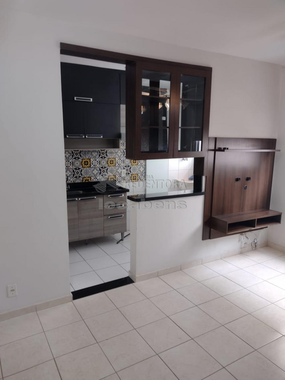 Comprar Apartamento / Padrão em São José do Rio Preto R$ 195.000,00 - Foto 3
